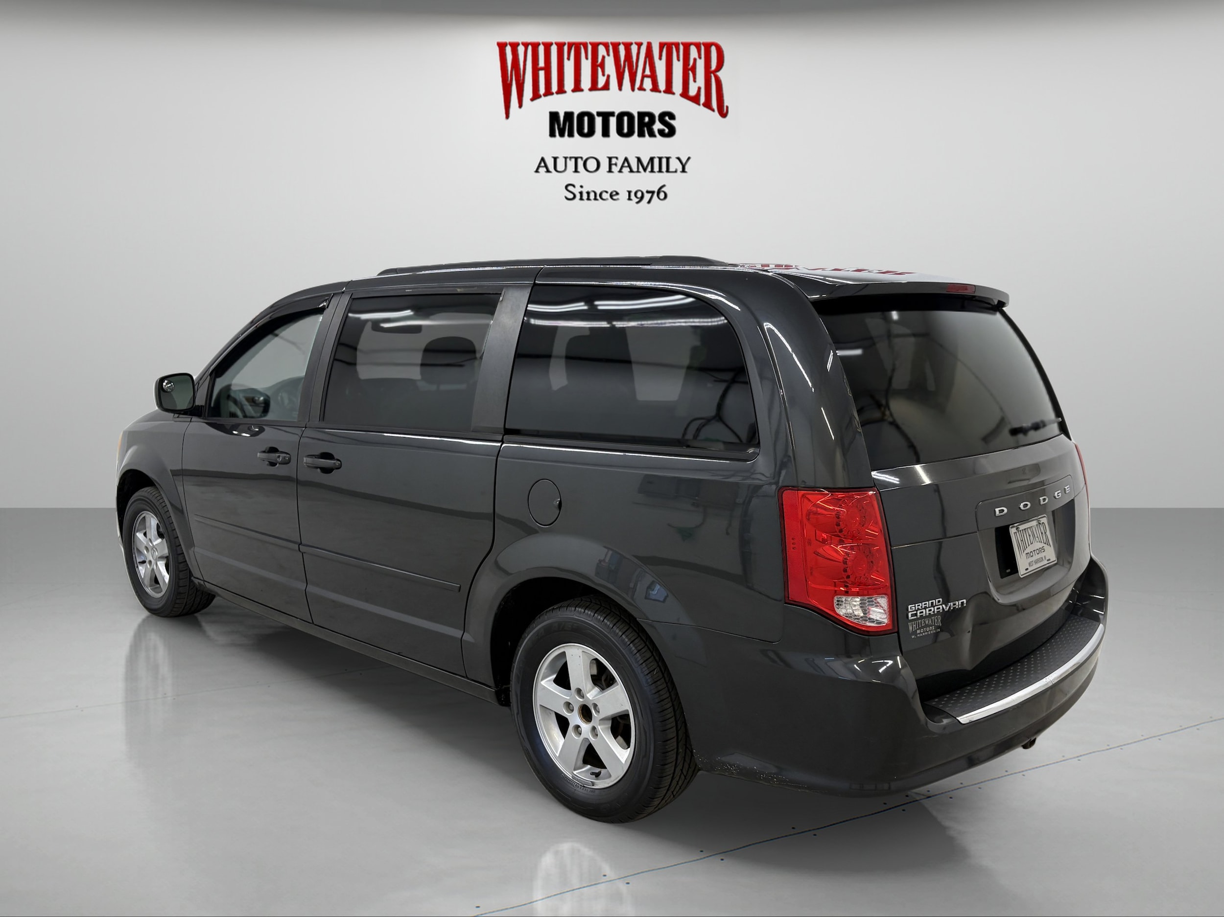dodge grand caravan 2011 2D4RN3DGXBR743682 image dodge grand caravan 2011 2D4RN3DGXBR743682 image